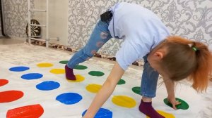 Такое НЕ каждый Выдержит!/Твистер с очень трудными заданиями/Катомишка челлендж