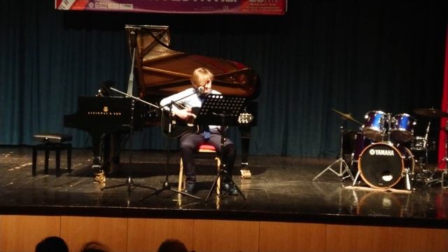 Balkan Çocuk Müzik Festivali - Arda Alkan - Uzun İnce Bir Yoldayım - Aşık Veysel ( Cover ) смотреть онлайн