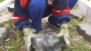 Как извлечь тротуарную плитку из формы