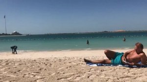 Абу-Даби. Пляж Corniche beach( Корниш)