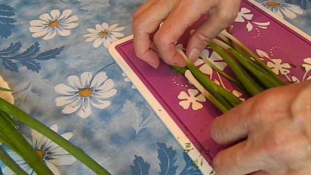 ЛЕТНИЙ САЛАТ ? СО СВЕЖЕЙ РАННЕЙ РЕДИСКОЙ ИЗ ОГОРОДА