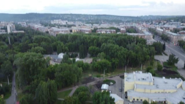 Новокузнецк. Полет. ул. Металлургов. Городской Парк им. Ю.А. Гагарина. Novokuzneck17062022