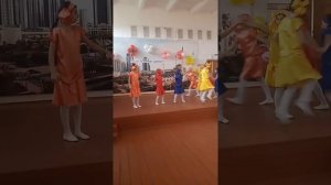 Детский танец "Будем вместе на планете"