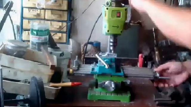 фрезеровка алюминия на дешёвой китайской сверлилке смотреть онлайн