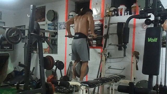 Отжимания на брусьях с50кг. и без смотреть онлайн