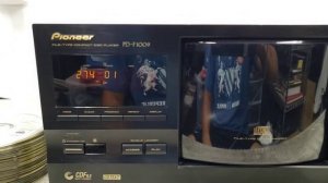 Pioneer PD-F1009 301-Disc CD Changer