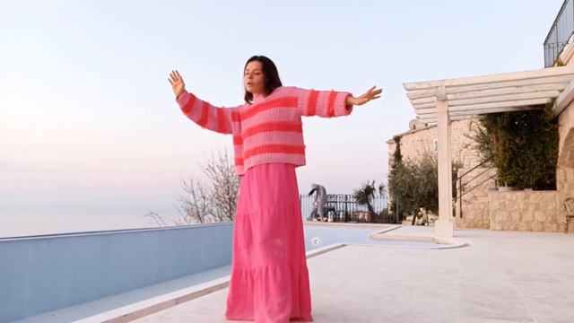 Живительное движение. Мягкое, расширяющее смотреть онлайн