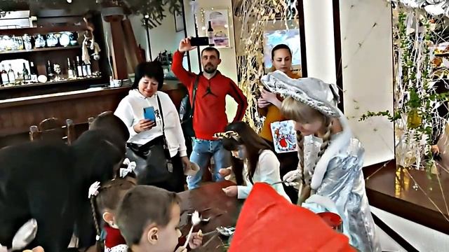 Таисия попала в Резиденцию Деда Мороза смотреть онлайн