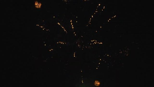 С115 К ЗВЕЗДАМ (20 залпов, 1.2") смотреть онлайн