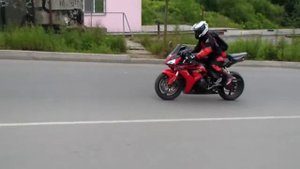 тренеровки стоппи и вилли CBR 1000 rr