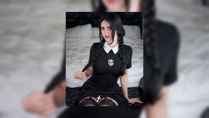 Девочка Венсдей с Последней Парты Напишу Тебе Песню Но Не Для Топ Чарта