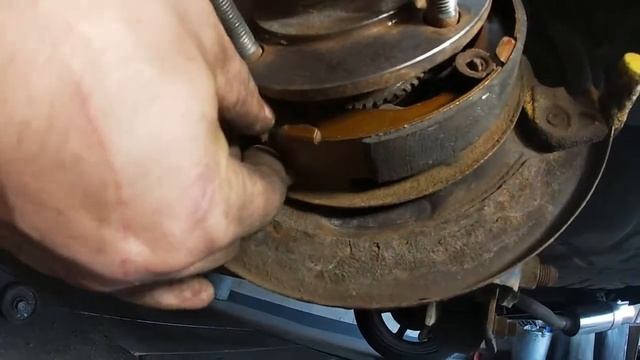 Замена колодок ручника,задних тормозных дисков и колодок на мицубиси лансер 9 смотреть онлайн