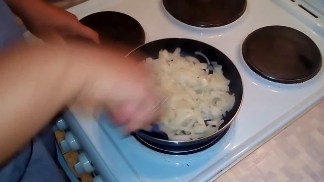 Грибы в сметане