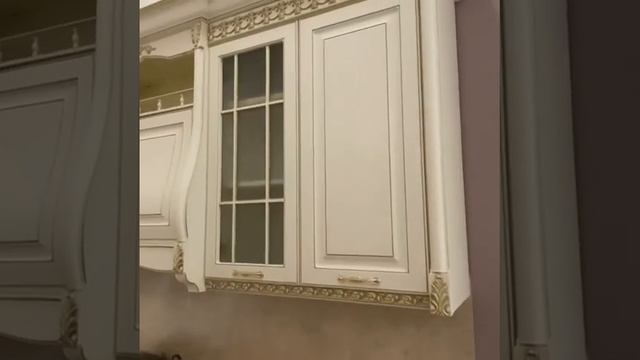 Кухня Белладжо Крем с патиной золото Заман мебель.