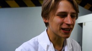 24 ЧАСА В ЛИПКОЙ КОМНАТЕ ИЗ КЛЕЯ!