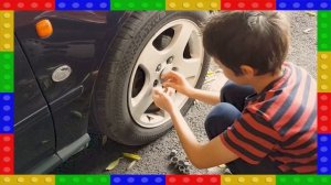 Валентин показывает как правильно устанавливать колпачки на болты для колёс