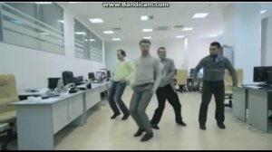 Танцоры disco в офисе (прикол)