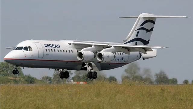 British Aerospace Avro RJX 100. Также здесь можно заказать авиабилеты.