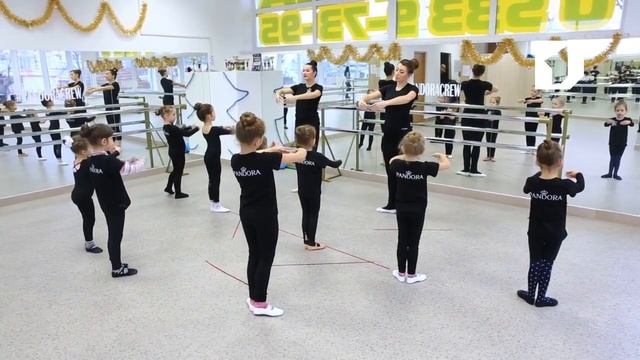 Утренний эфир / Дети у балетного станка