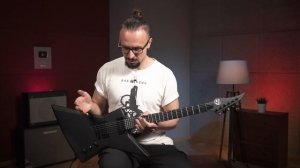 Электрогитара S by Solar EB4 6C - доступный эксплорер от Ola Englund