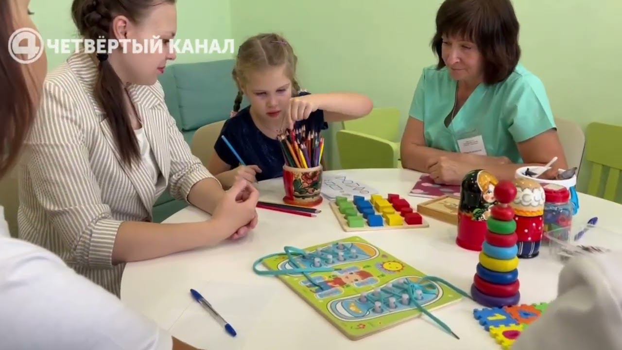 Аутизм не приговор. 6-летняя Зоя начала резать овощи и разогревать себе еду