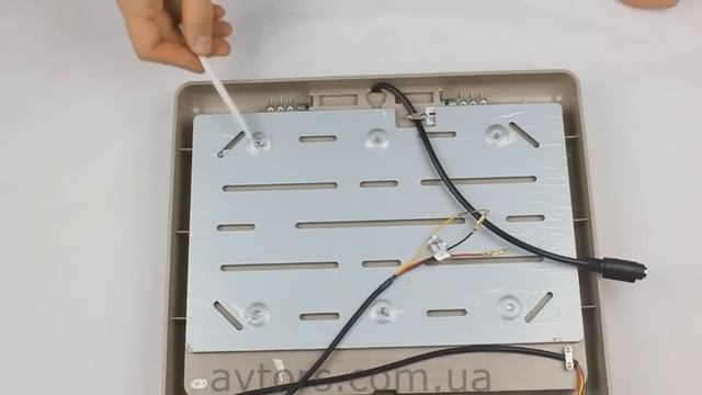 Потолочный монитор LM 1132 смотреть онлайн