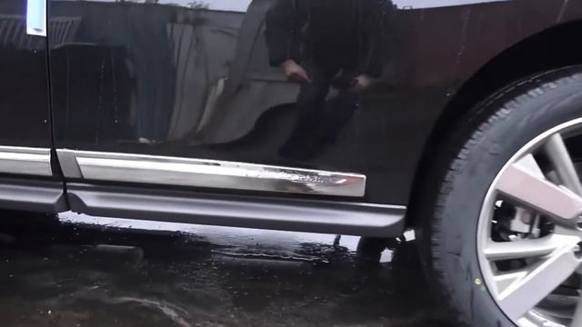 Автомобиль Ниссан Патфайндер R52 2014 года. Nissan Pathfinder R52 2014
