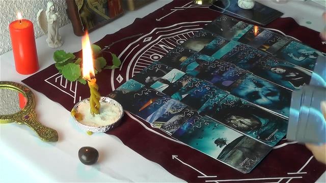 Кто словом али делом зло на меня творил? Кто на погост по мою душу ходил? Чистка с откатом. ТАРО. смотреть онлайн