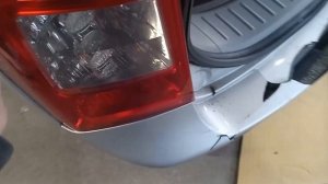 Kia Rondo / Kia Carens Tail light Removal and Bulb Replacement