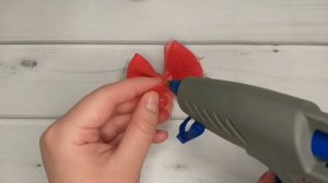 По-настоящему Новогодние резиночки своими руками Cristmas bows DIY