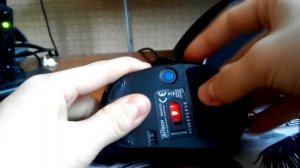 Как вставить батарейку в мышку