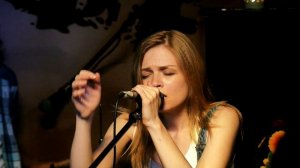 группа Карелия. Выступление в Арт-клубе «Книги и кофе»