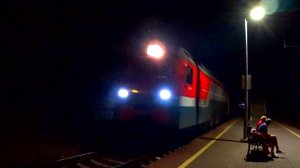 Ночные поезда. Якорная щель (Сочи) / Night trains. Yakornaya Shchel (Sochi Russia)