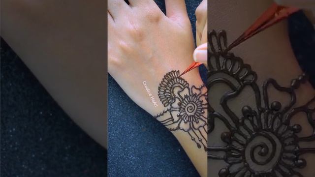 Back Hand Bracelet Mehndi Design | Easy Bracelete Mehndi | Creative HeArt | #Shorts