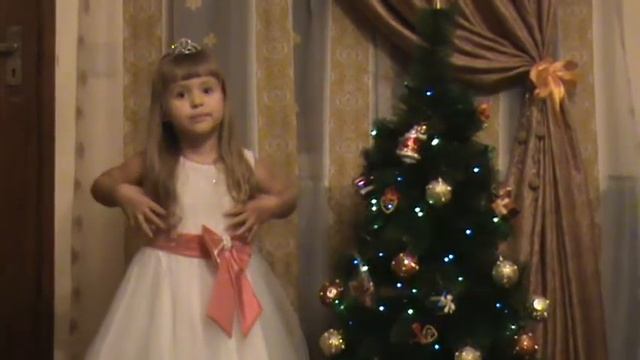 Новогоднее поздравление от Полины! (3г 8 мес) смотреть онлайн