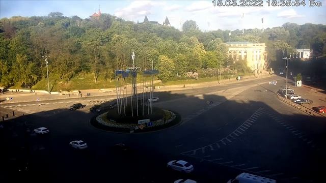 Веб-камера Киев Европейская площадь + Майдан 2022 05 16 смотреть онлайн