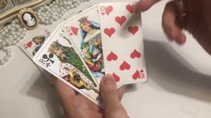 ЛЮБИТ ЛИ ВАС КРЕСТОВЫЙ КОРОЛЬ. ИСТИННОЕ ЛИЦО БУБНОВОЙ ДАМЫ. ЧТО ДАЛЬШЕ?! ИГРАЛЬНЫЕ КАРТЫ, ГАДАНИЕ.