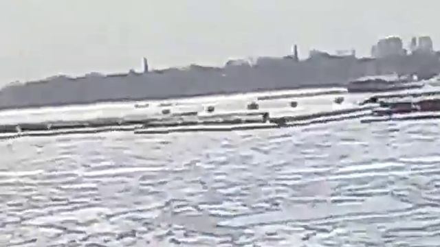 Проходим Кронштадт, знаменитый маяк смотреть онлайн