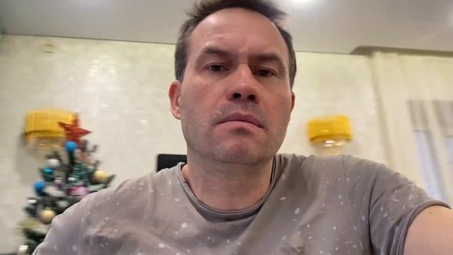 ВЛОГ: Дела семейные,домашнее.Первый снег.начинаю делать полочки на золотую стену. #анапа #ремонт смотреть онлайн