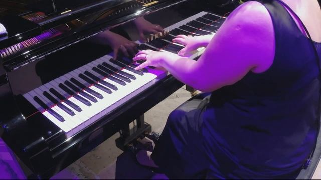 Kateryna Levchenko plays Chopin Mazurka op. 6 n. 1 in F sharp min смотреть онлайн