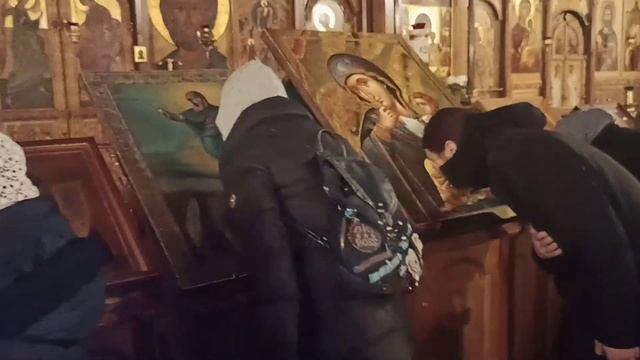 Оптина Пустынь, акафист Богородице.