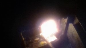 Эффект усиления жара в топке при сжиганий небольшой порций смеси воды и отработки перед дверью топки