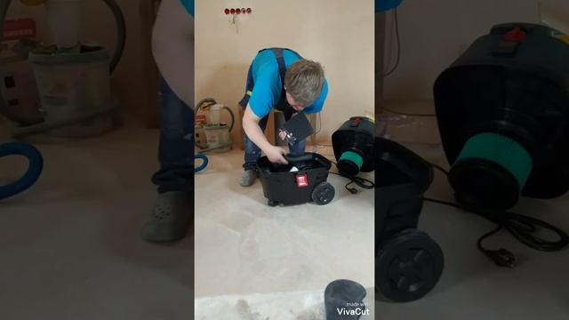 Распаковка Bosch GAS 12-25 PL + пробный пуск и комплектация пылесоса смотреть онлайн