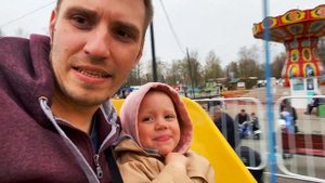 Совковый аттракцион в парке Пушкина в Саранске