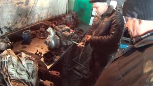 Началось в колхозе утро 3/15. Первый запуск Д-240 и ЯМЗ-236.