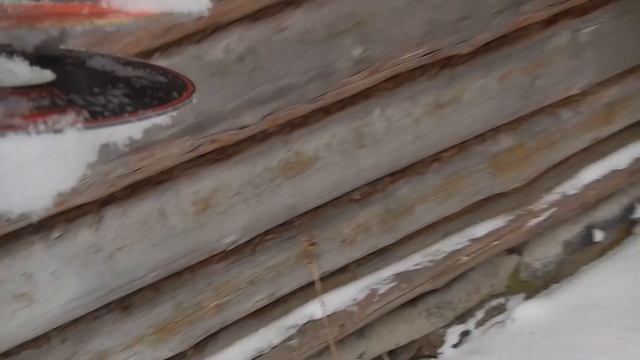 Разрушаю свою любимую коллекцию дисков топором, ломом и голым кулаком смотреть онлайн