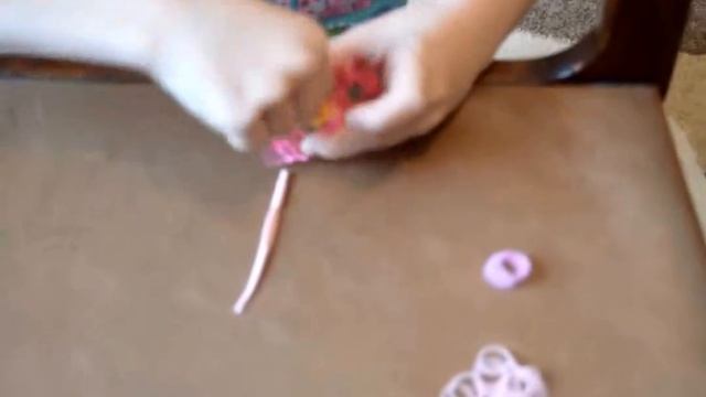 Брелок МОРОЖЕНОЕ, на станке МОНСТР ТЭИЛ, 1 часть смотреть онлайн