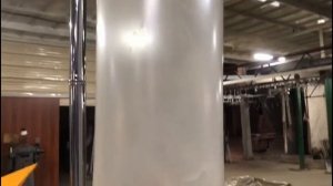Переработка древесных отходов в щепу и опилки.