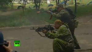 Новое. Эксклюзив. Штурм погранзаставы в Луганске. (Реальный бой) 02.06.2014. "RT" ©