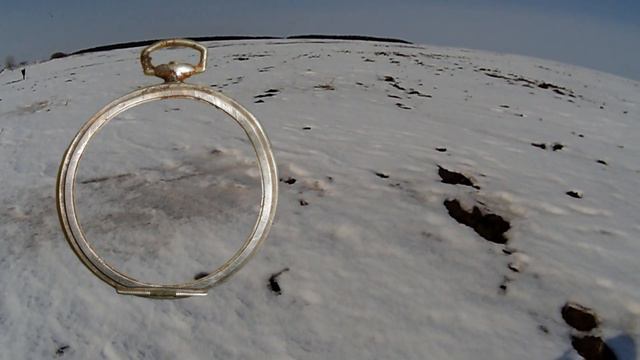 Есть ли смысл искать под снегом? Или лучше подождать? смотреть онлайн